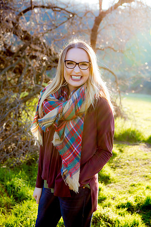 Natalie2017SrPics-11