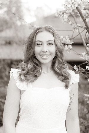BellaGrad24-18