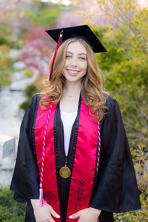 BellaGrad24-23
